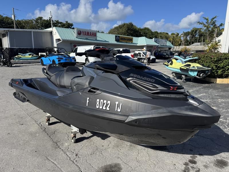 2022 Sea-Doo RXT-X 300